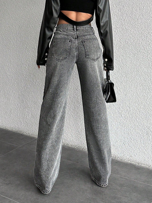 Basic Light Grey Wash Straight Leg Jeans - UrbanClubCo.