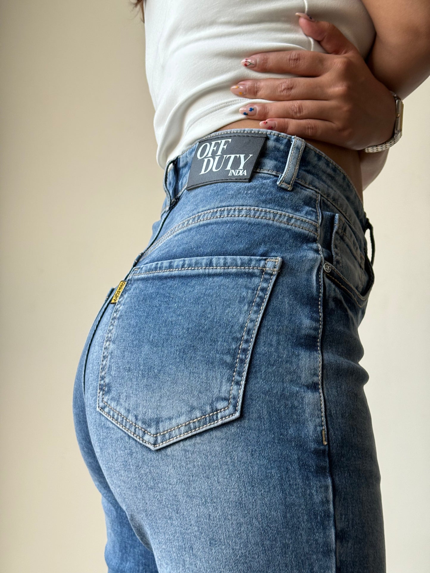 Sleek Tailored Straight Fit Jeans