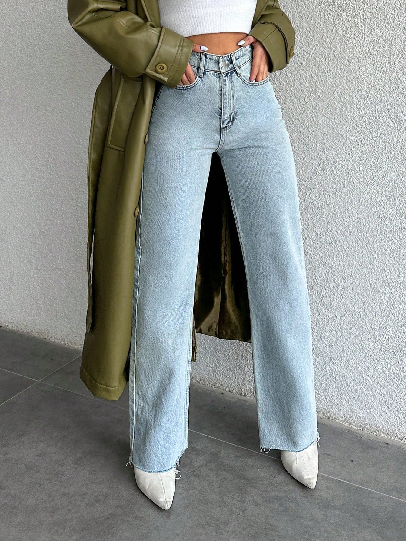 Raw Edge Tailored Straight Fit Jeans