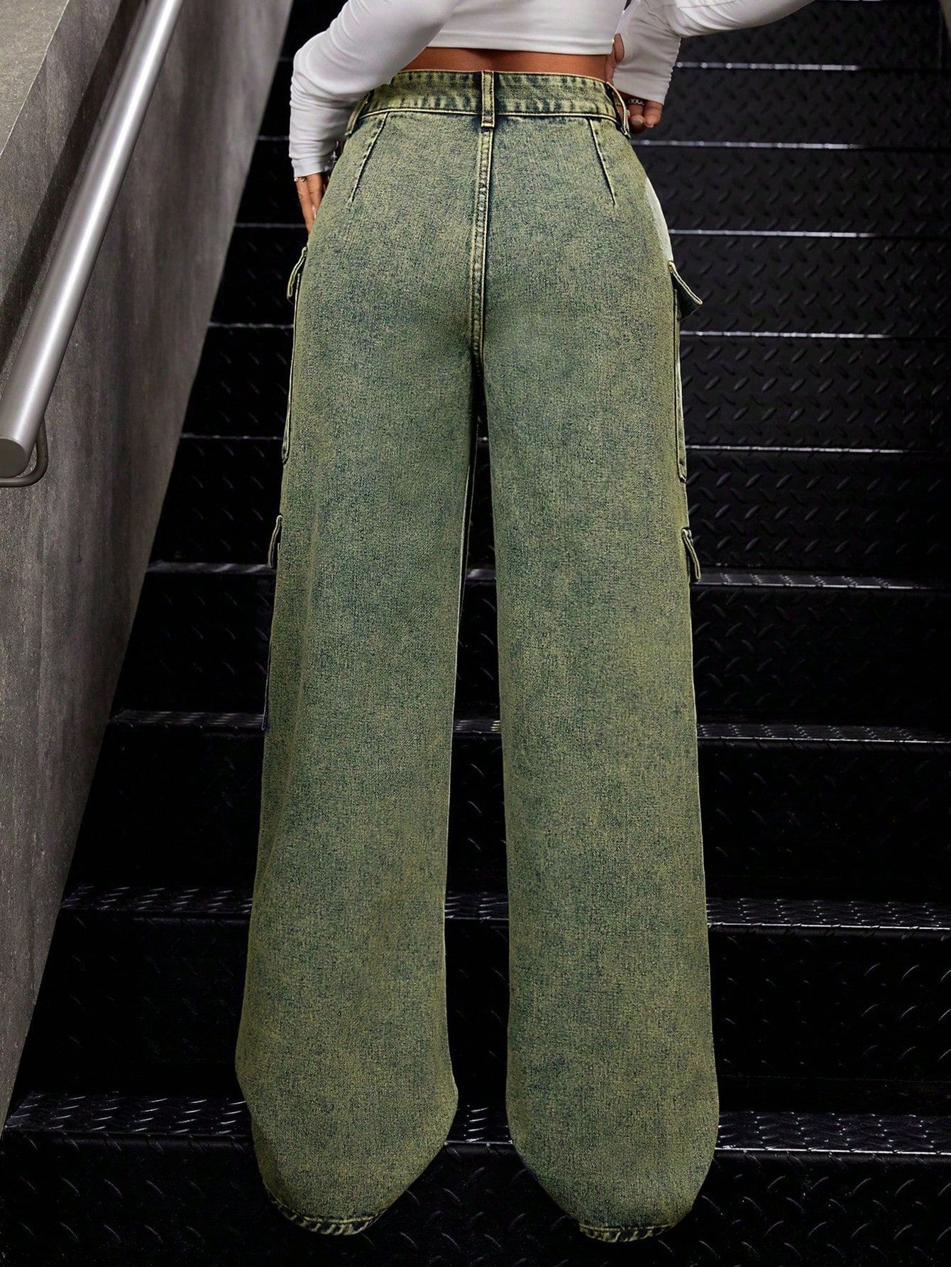 Dirty Fade Out Wash Cargo Denims